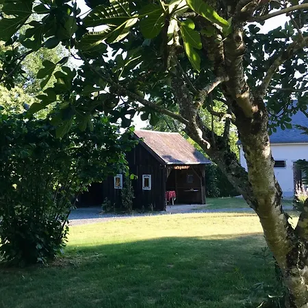 Le Bois Aux Moines Lavare