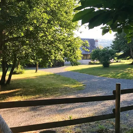 Le Bois Aux Moines Lavare