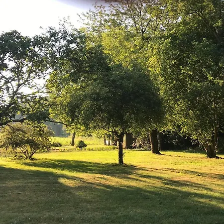 Le Bois Aux Moines Casa de Férias Lavare