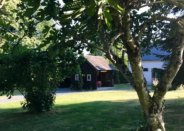 Le Bois Aux Moines Lavare